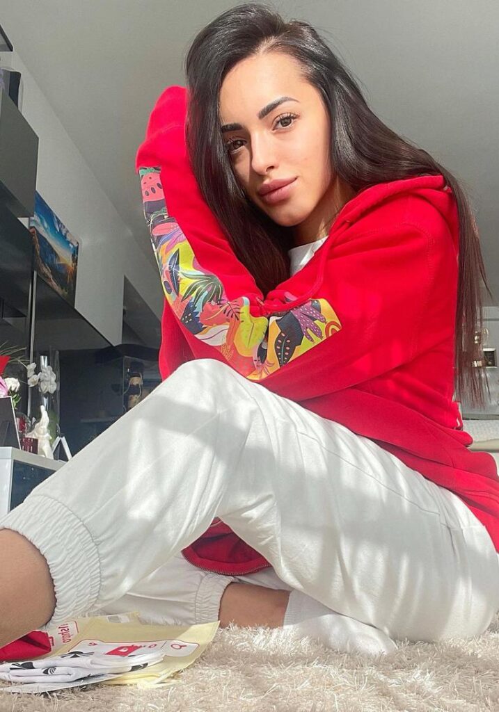 Larisa Iordache