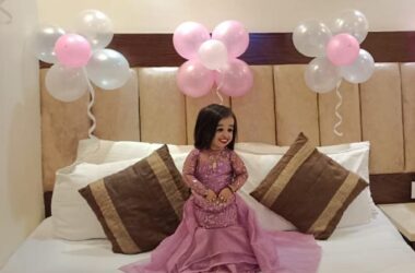 Cea mai mică femeie