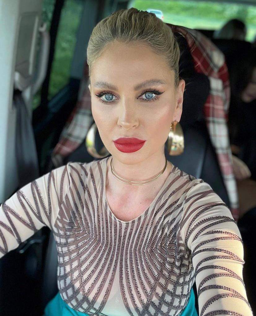 Andreea Bănică este una dintre cele mai îndrăgite și apreciate cântărețe de la noi din țară, iar puține persoane știu faptul că artista mai