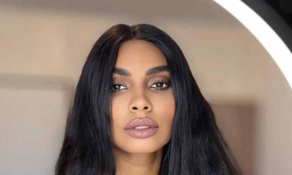 Laurette are probleme financiare