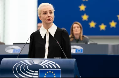 Kremlinul cere arestarea Iuliei Navalnaia