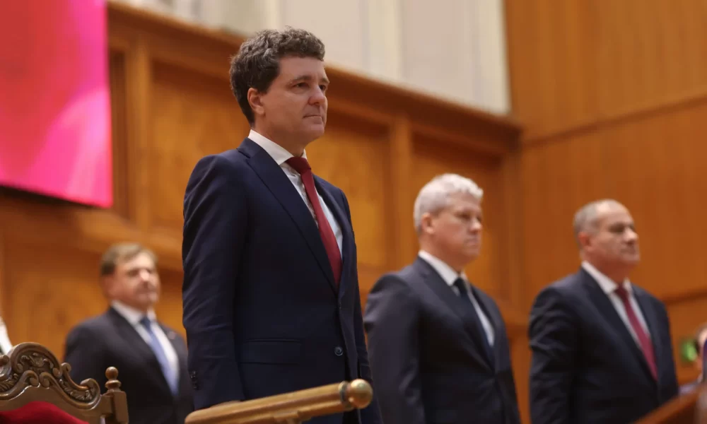 Update 4. Discursul lui Nicușor Dan: „Doamnelor și domnilor, stimați invitați și dragi români, vă mulțumesc pentru dezbaterea impresionantă