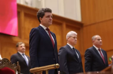 Update 4. Discursul lui Nicușor Dan: „Doamnelor și domnilor, stimați invitați și dragi români, vă mulțumesc pentru dezbaterea impresionantă