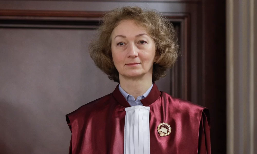 Simina Tănăsescu