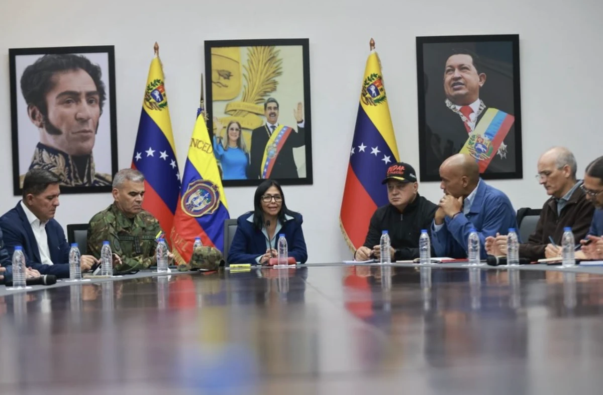 Venezuela solicită pace Administrației Trump, în timp ce investițiile rusești sunt compromise oficial