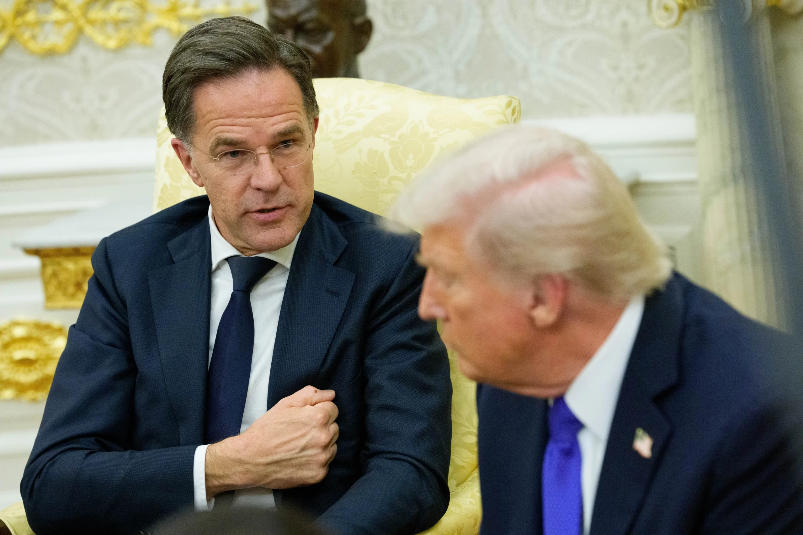 Rutte evită subiectul Groenlanda în contextul NATO, păstrând o armă secretă pentru alte provocări
