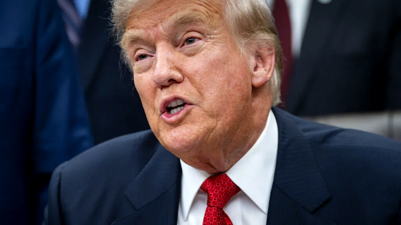 Trump anunță un al doilea val de atacuri pregătit de SUA