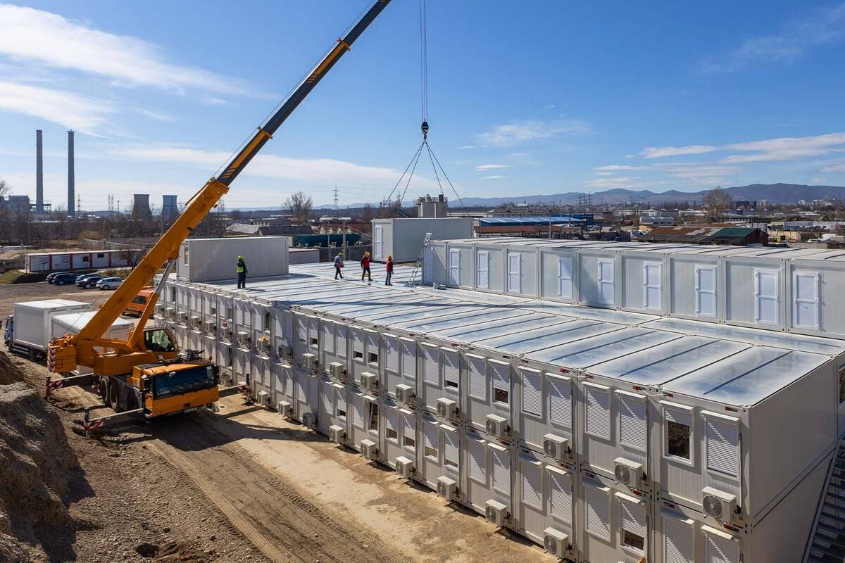 Optimizarea organizării șantierului cu containere personalizate de la Containere FDC – soluții eficiente pentru nevoile tale
