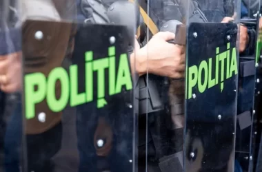 Polițiștii fac scandal la Guvern, nu acceptă tăieri de salarii