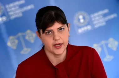 Laura Codruța