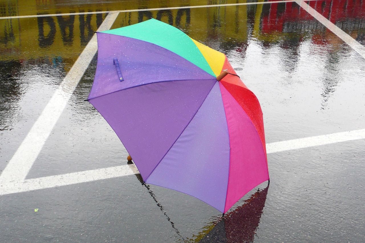 Prognoza meteo, 28 mai. Răcire accentuată, vânt puternic și ploi torențiale în mai multe regiuni