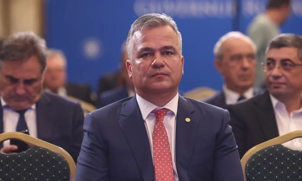 Adrian Veștea