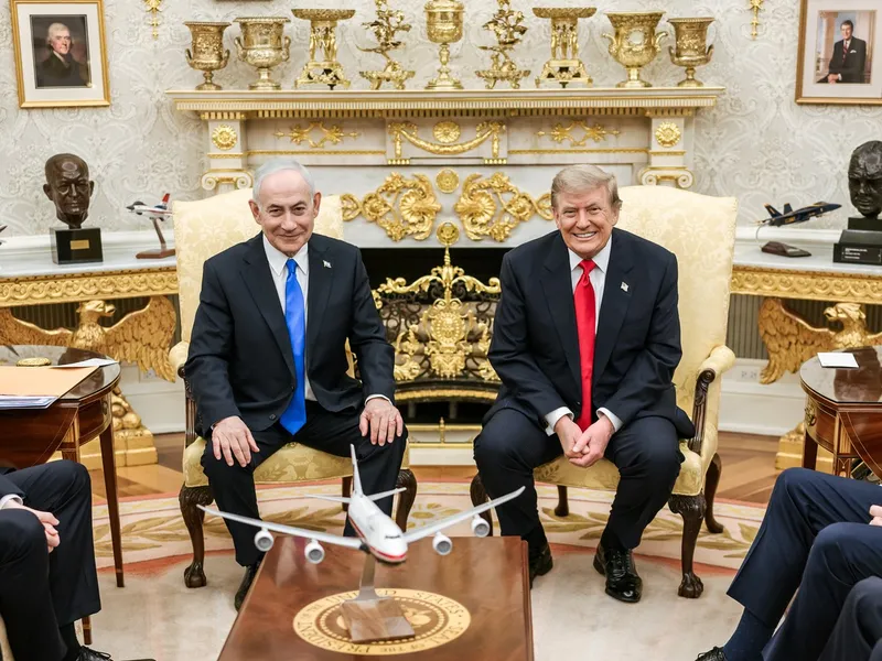 Trump a dat ordin armatei SUA să pună Iranul „în genunchi”