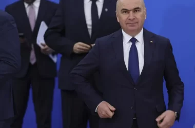 PNL amenință că-l reclamă pe Nicușor Dan, la CCR, dacă pică Guvernul